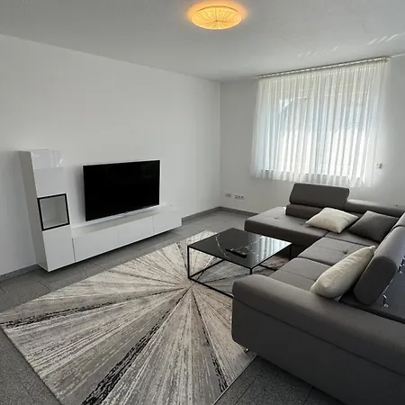 Apartment Moderne Fuer Bis Zu 8 Personen Mit Grossem Balkon